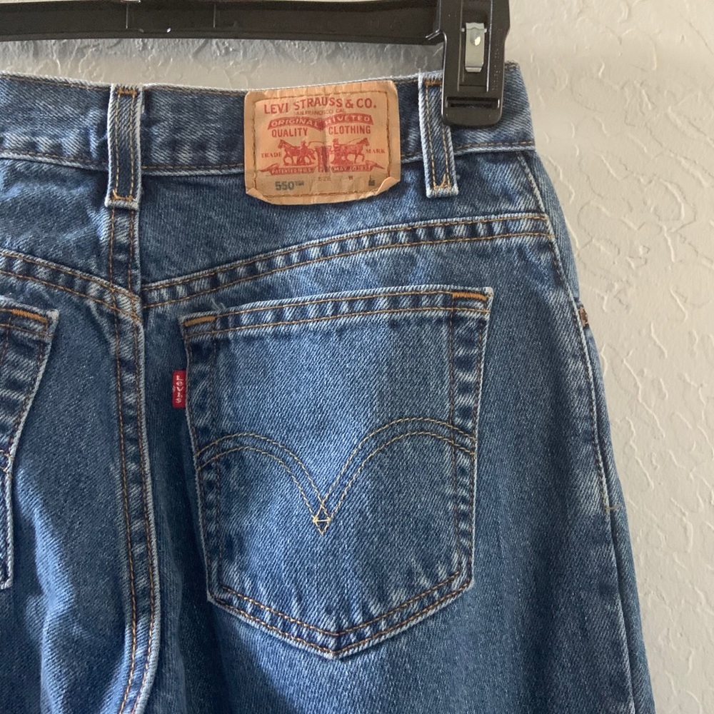 Levi’s Classic Relaxed Tapered Mom Jeans